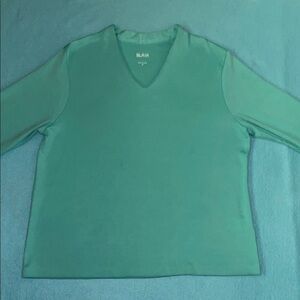 BLAIR V-neck top 3/4 sleeves light turquoise blue color soft cotton NEW size M